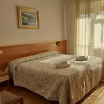 Colibri Hotel 3*