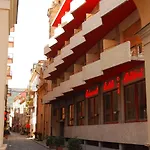 Colibri Hotel 3*